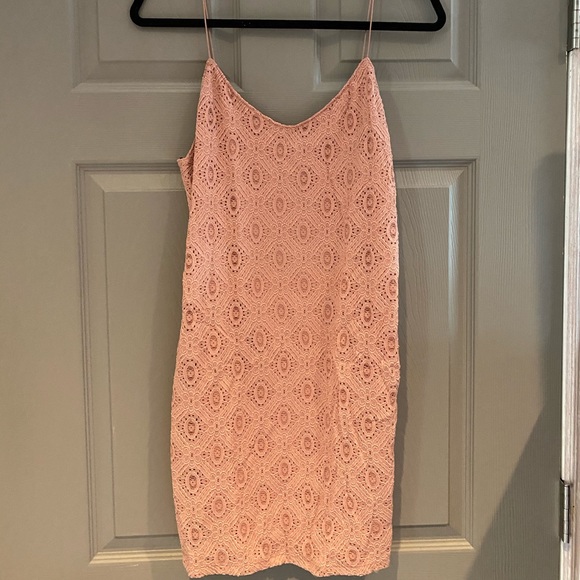 Soft Pink Lace Dress - Picture 1 of 1